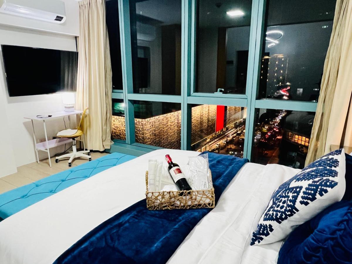 Apartment Bgc Luxury - Pool, Wi-fi, View - 14 *