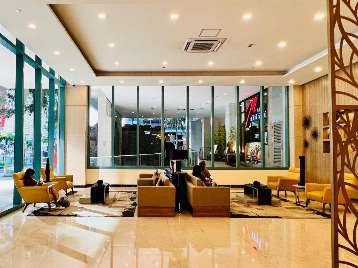 Bgc Luxury - Pool, Wi-fi, View - 14 * Manila
